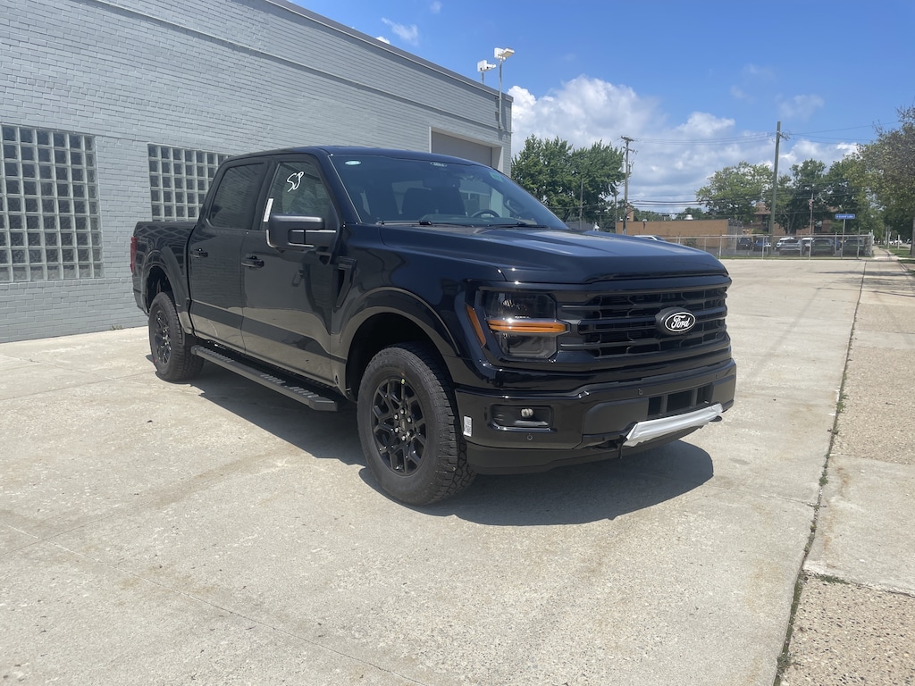 New 2026 Ford F-150 XLT TRUCK