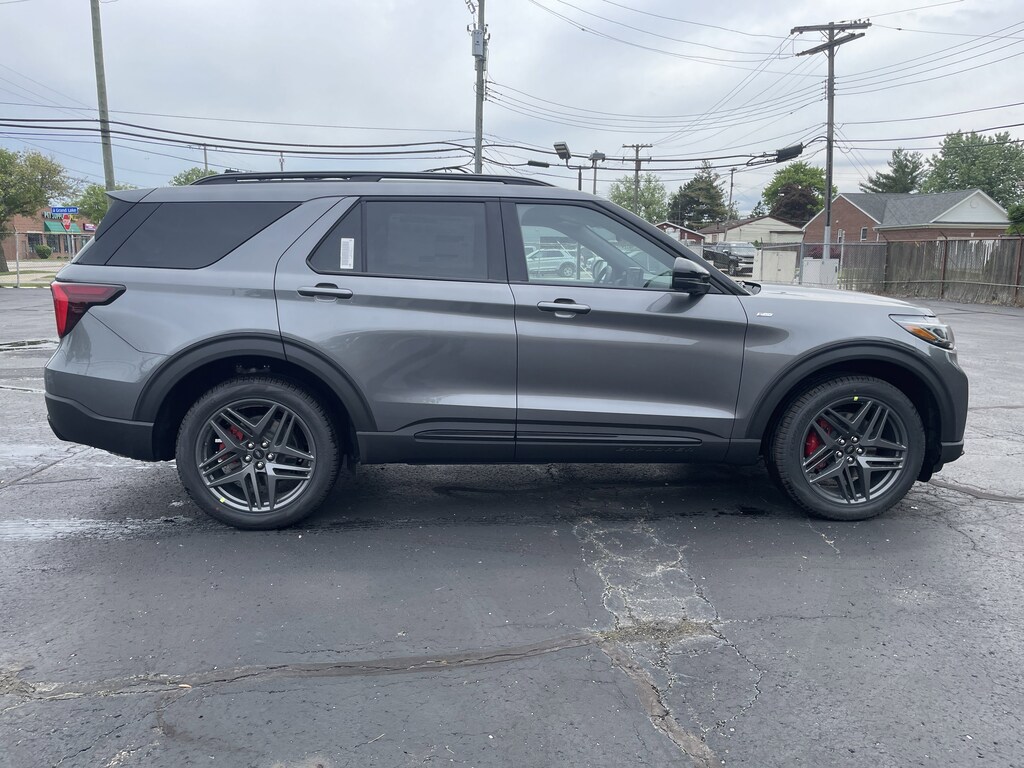 New 2026 Ford Explorer ST-Line SUV