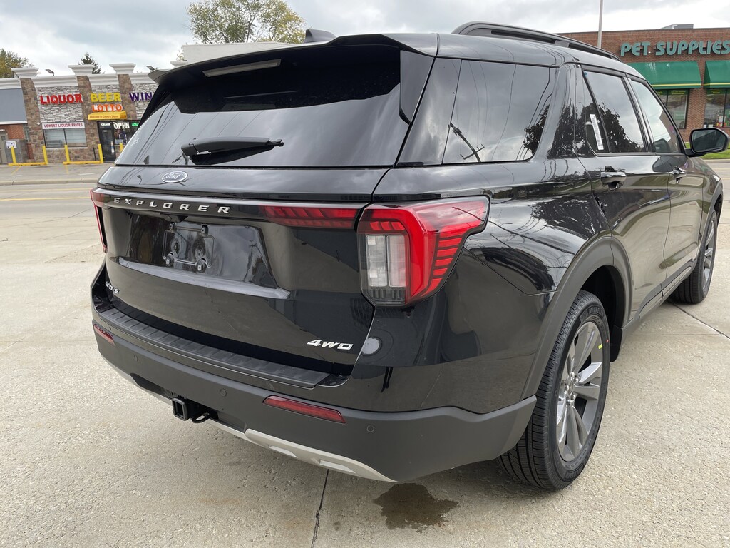 New 2026 Ford Explorer Active SUV