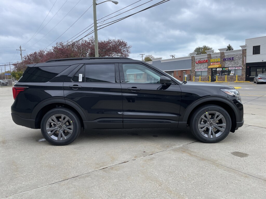 New 2026 Ford Explorer Active SUV