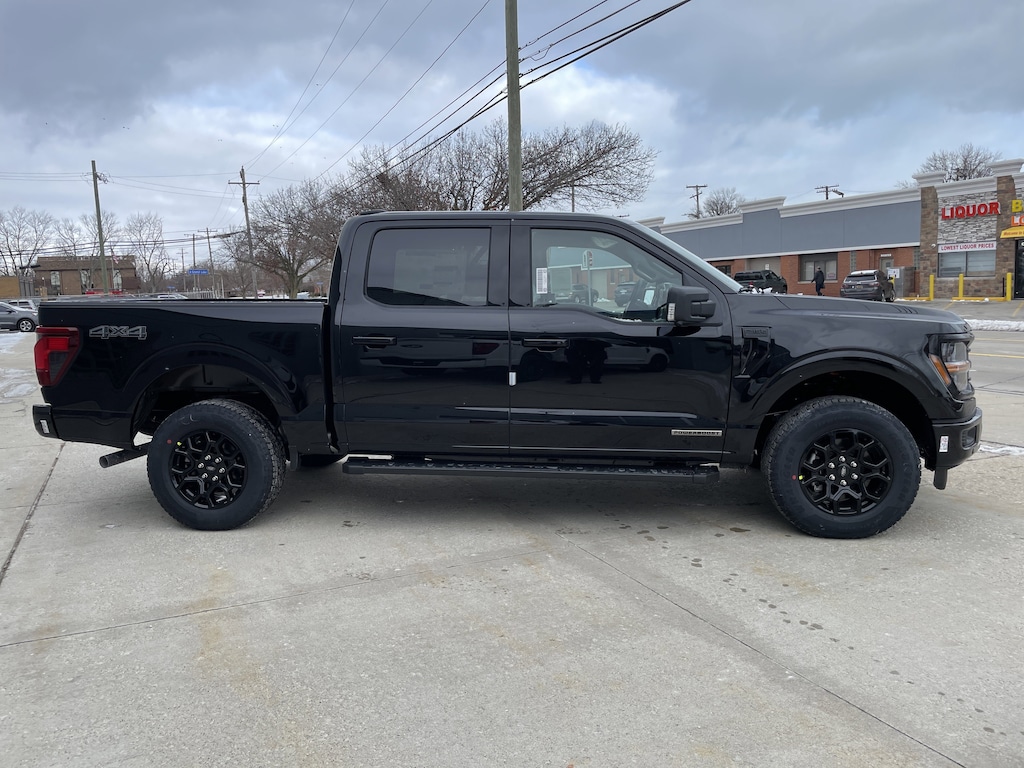 New 2025 Ford F-150 XLT TRUCK