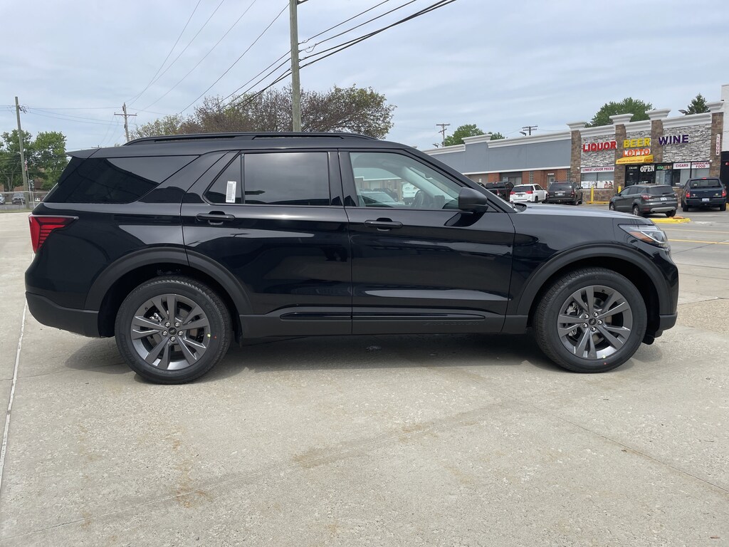 New 2026 Ford Explorer Active SUV