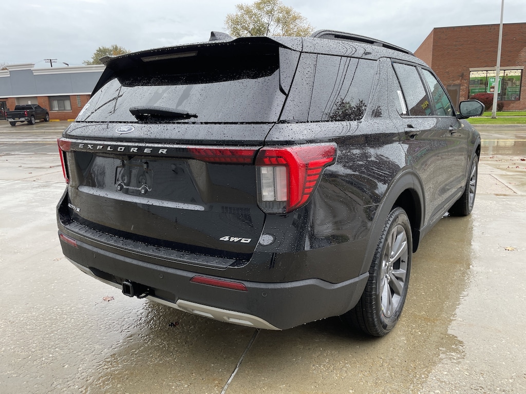 New 2026 Ford Explorer Active SUV