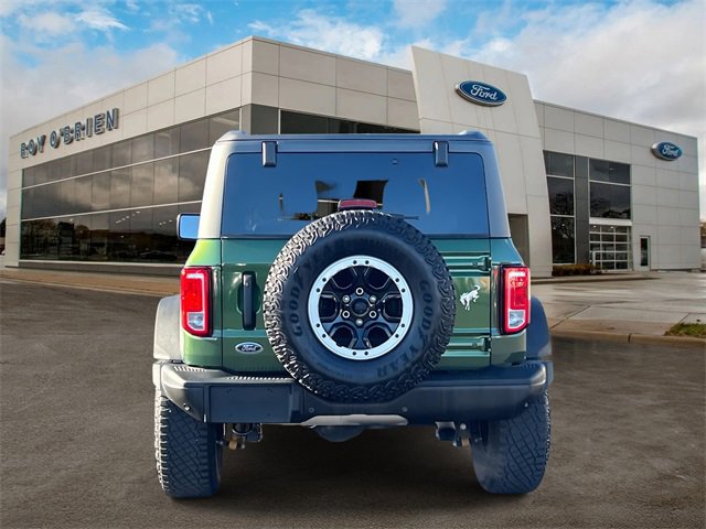 2023 Ford Bronco Black Diamond photo 4