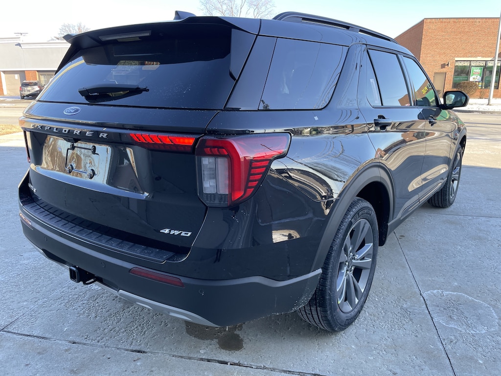 New 2026 Ford Explorer Active SUV