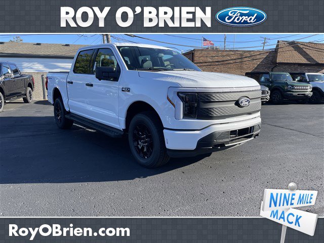 2025 Ford F-150 Lightning XLT's photo