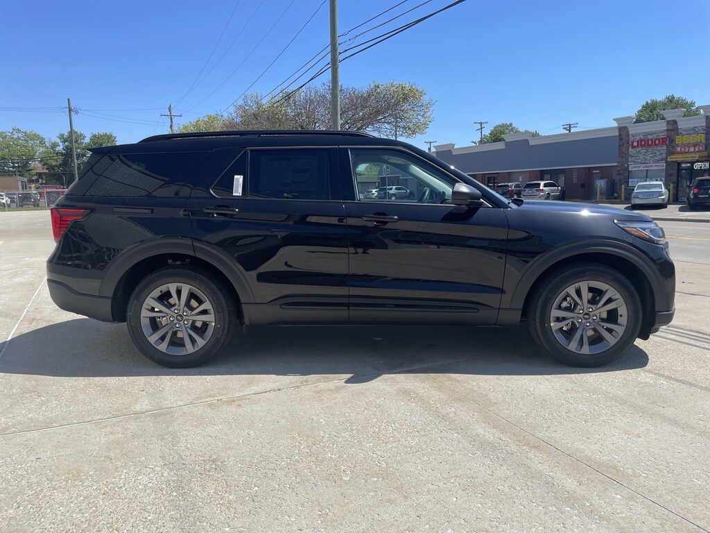 New 2026 Ford Explorer Active SUV