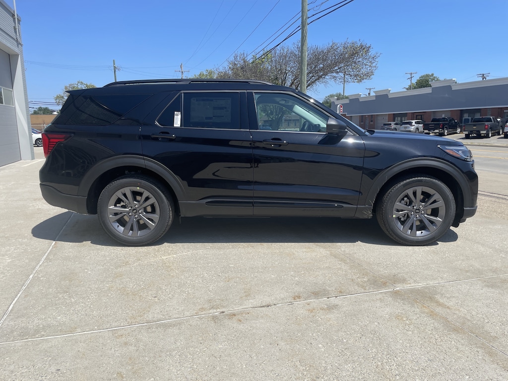 New 2026 Ford Explorer Active SUV