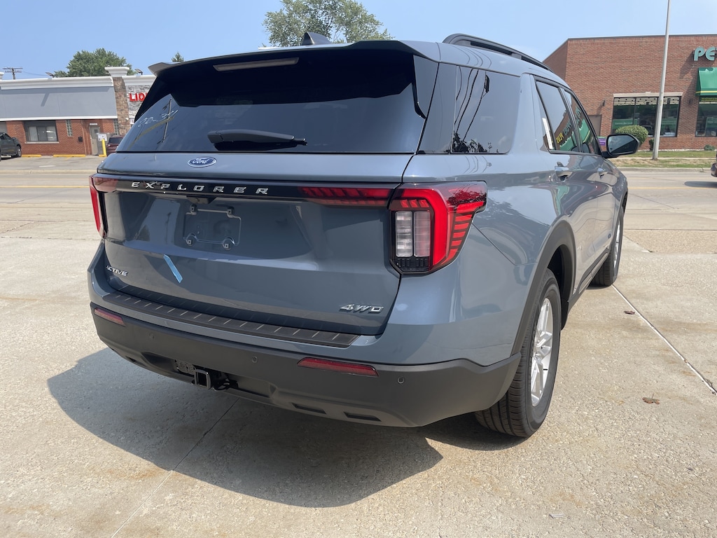 New 2026 Ford Explorer Active SUV