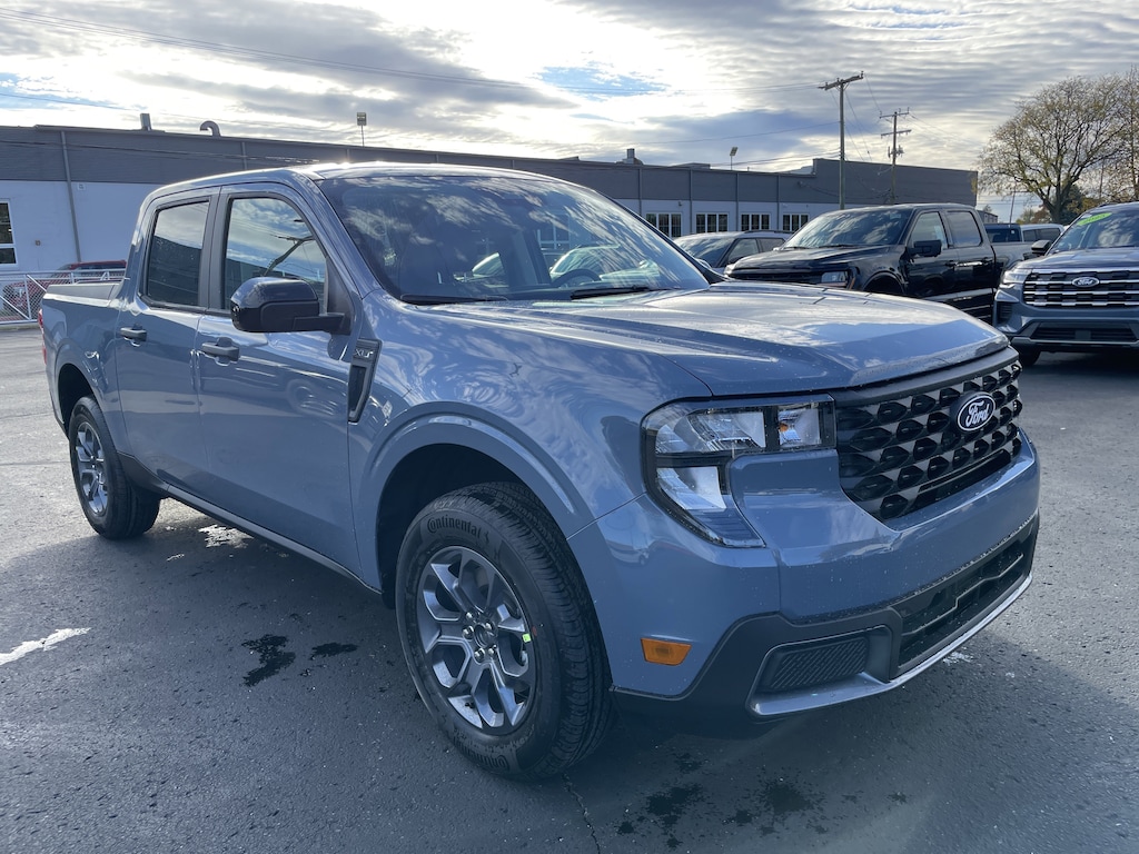 New 2025 Ford Maverick XLT TRUCK