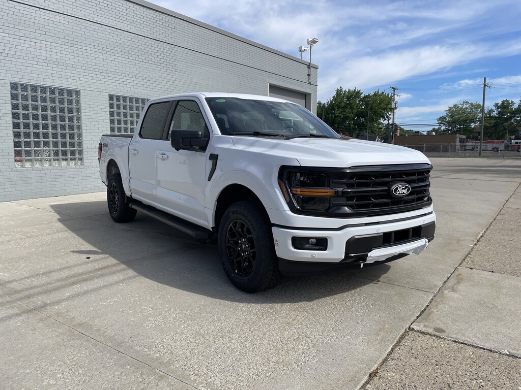 New 2026 Ford F-150 XLT TRUCK