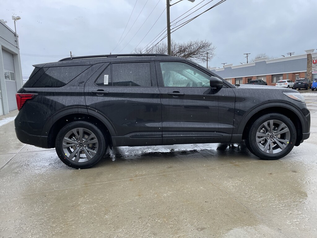 New 2026 Ford Explorer Active SUV