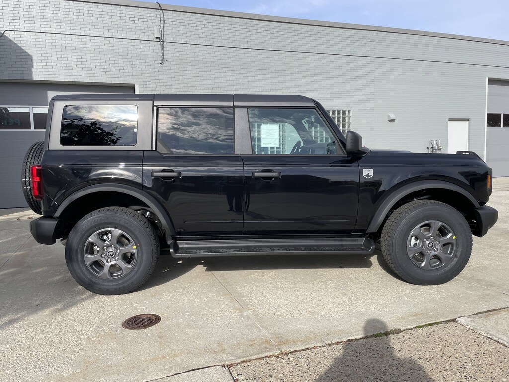 New 2025 Ford Bronco Big Bend SUV