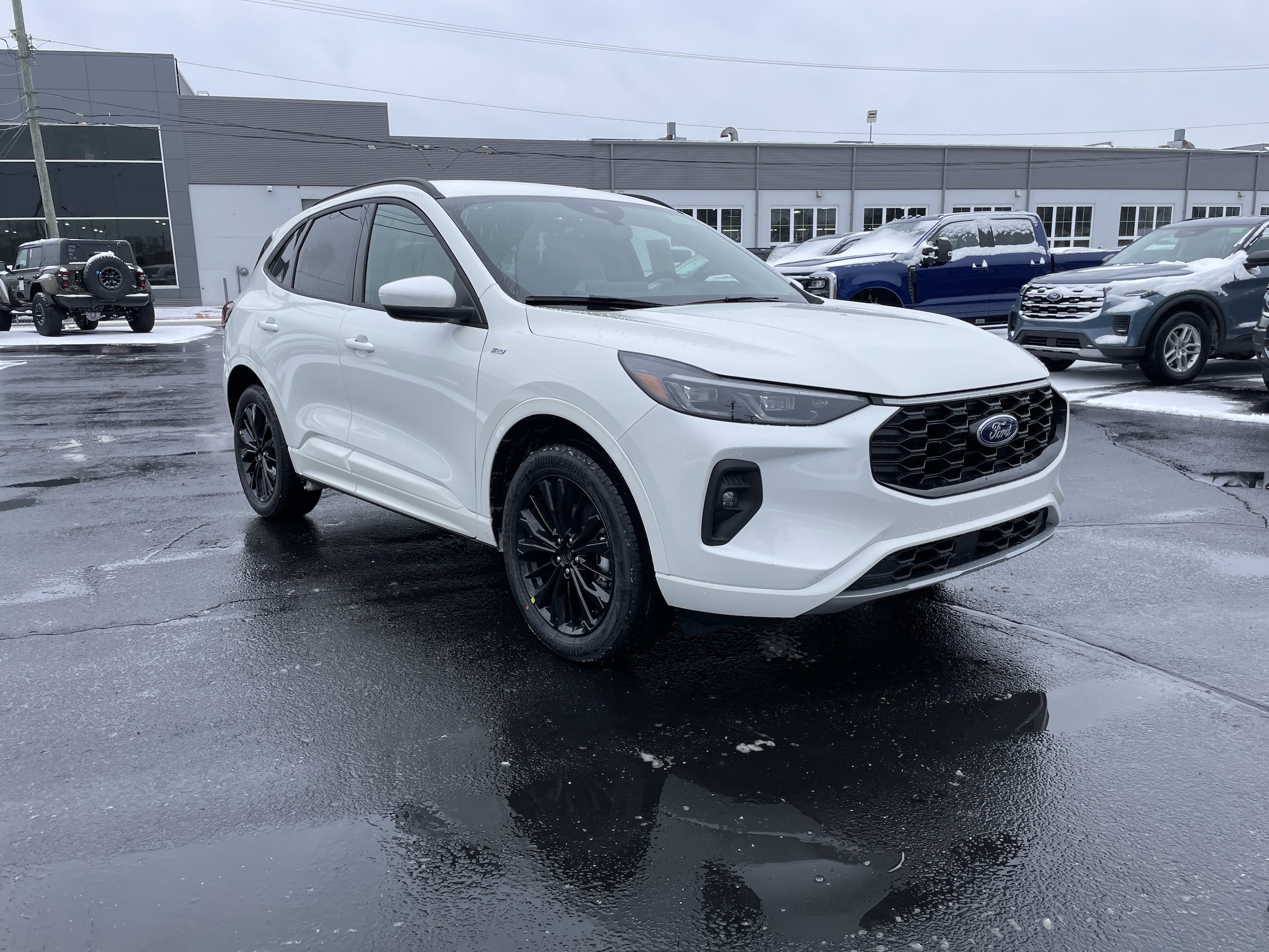 2026 Ford Escape ST-Line Elite's photo