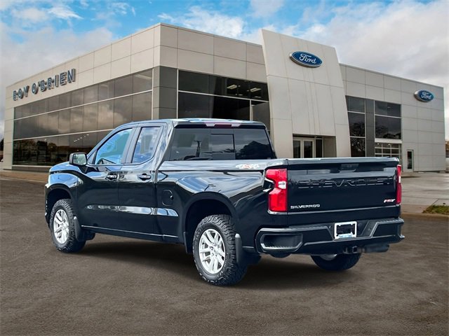2020 Chevrolet Silverado 1500 RST photo 3