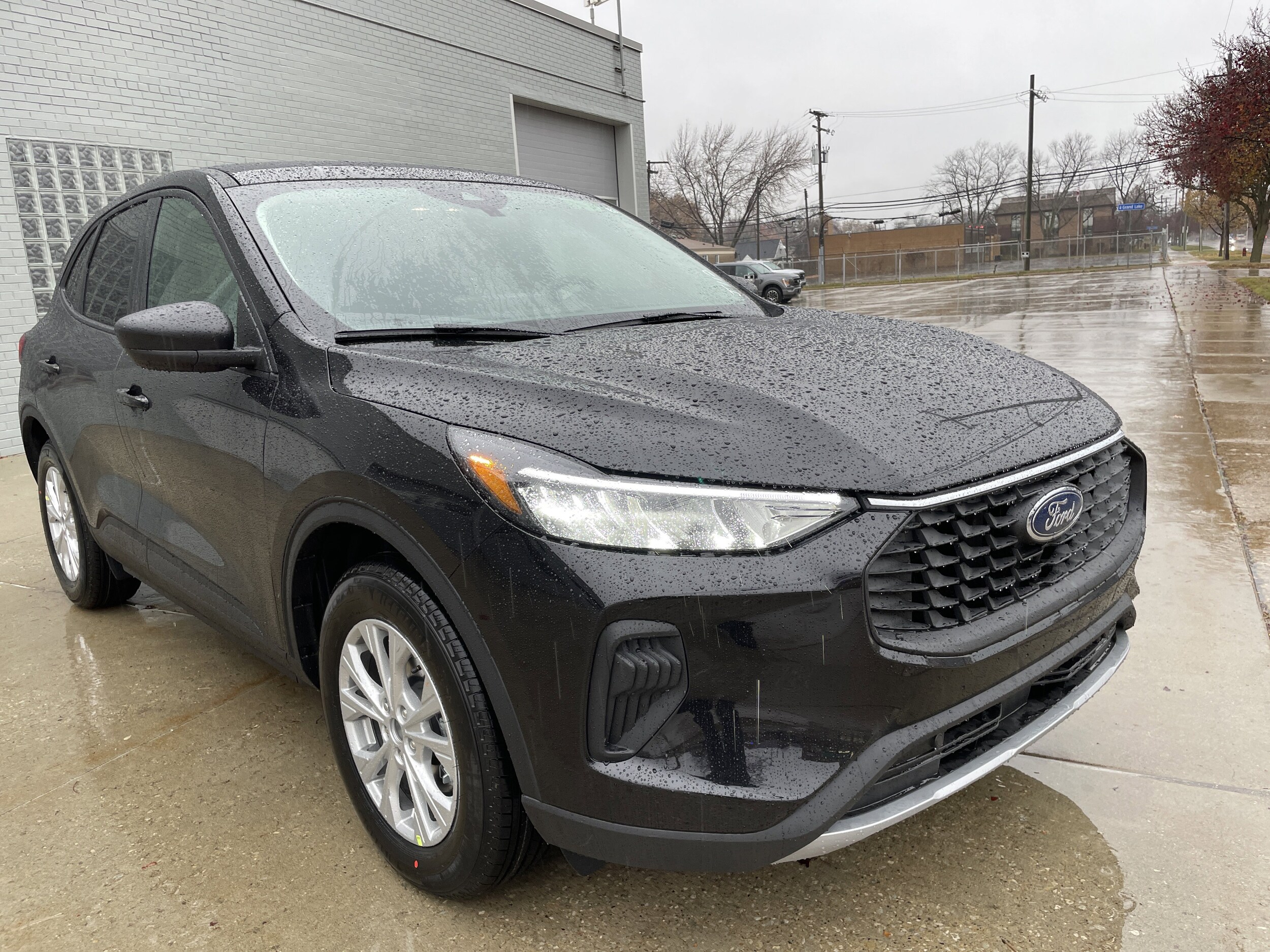 2026 Ford Escape Active photo 2