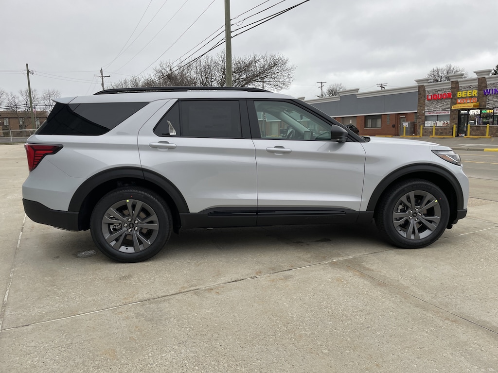 New 2026 Ford Explorer Active SUV