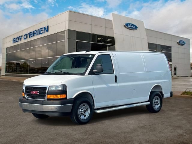 2025 GMC Savana Cargo Van