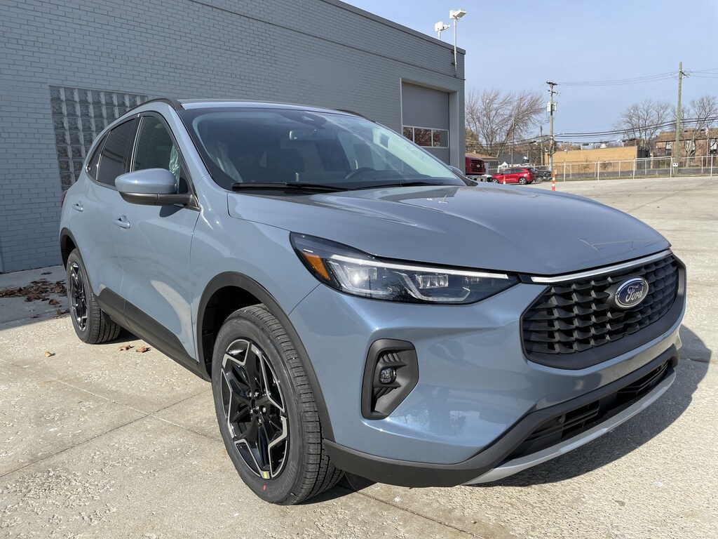 New 2026 Ford Escape Platinum SUV