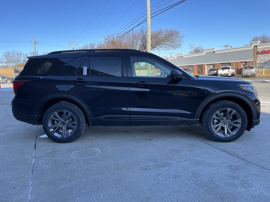New 2026 Ford Explorer Active SUV