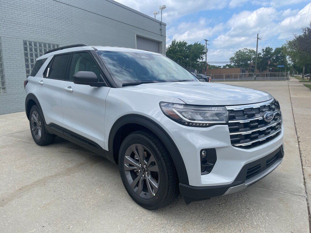 New 2026 Ford Explorer Active SUV