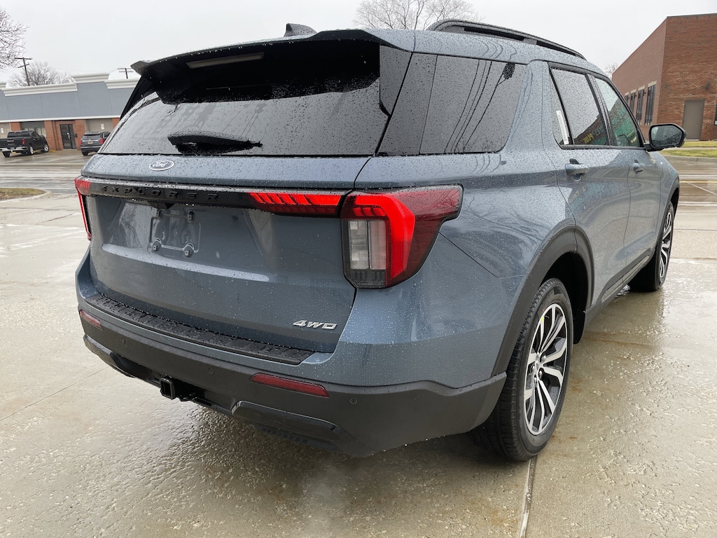 New 2026 Ford Explorer ST-Line SUV