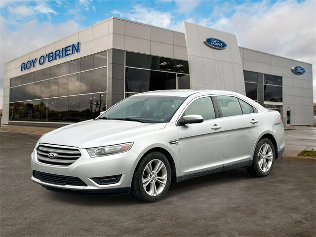 2013 Ford Taurus SEL's photo