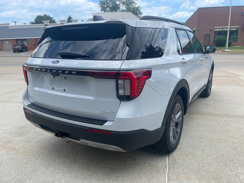 New 2026 Ford Explorer Active SUV