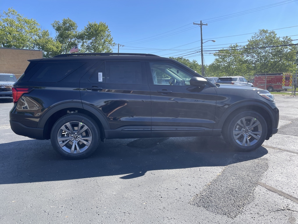 New 2026 Ford Explorer Active SUV