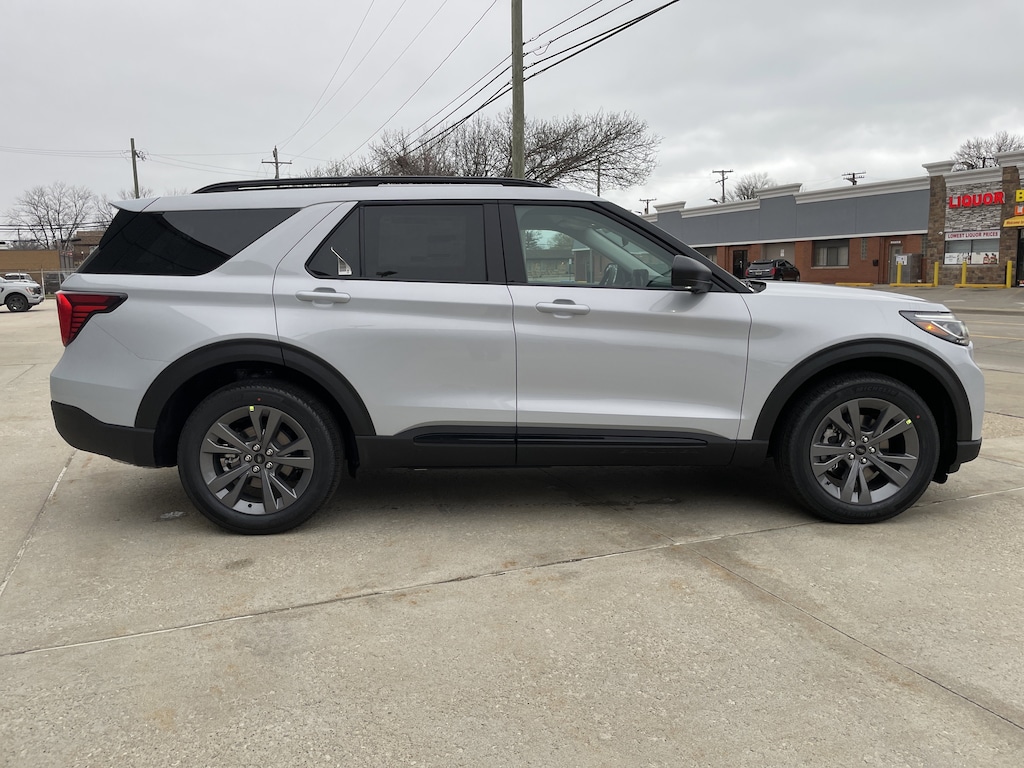 New 2026 Ford Explorer Active SUV