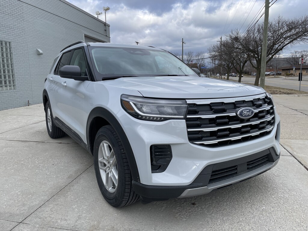 New 2026 Ford Explorer Active SUV