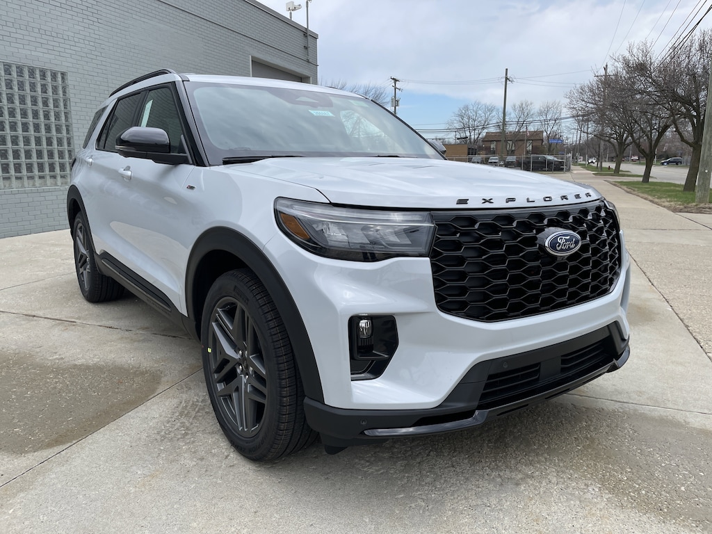 New 2026 Ford Explorer ST-Line SUV