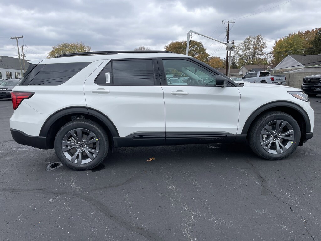New 2026 Ford Explorer Active SUV
