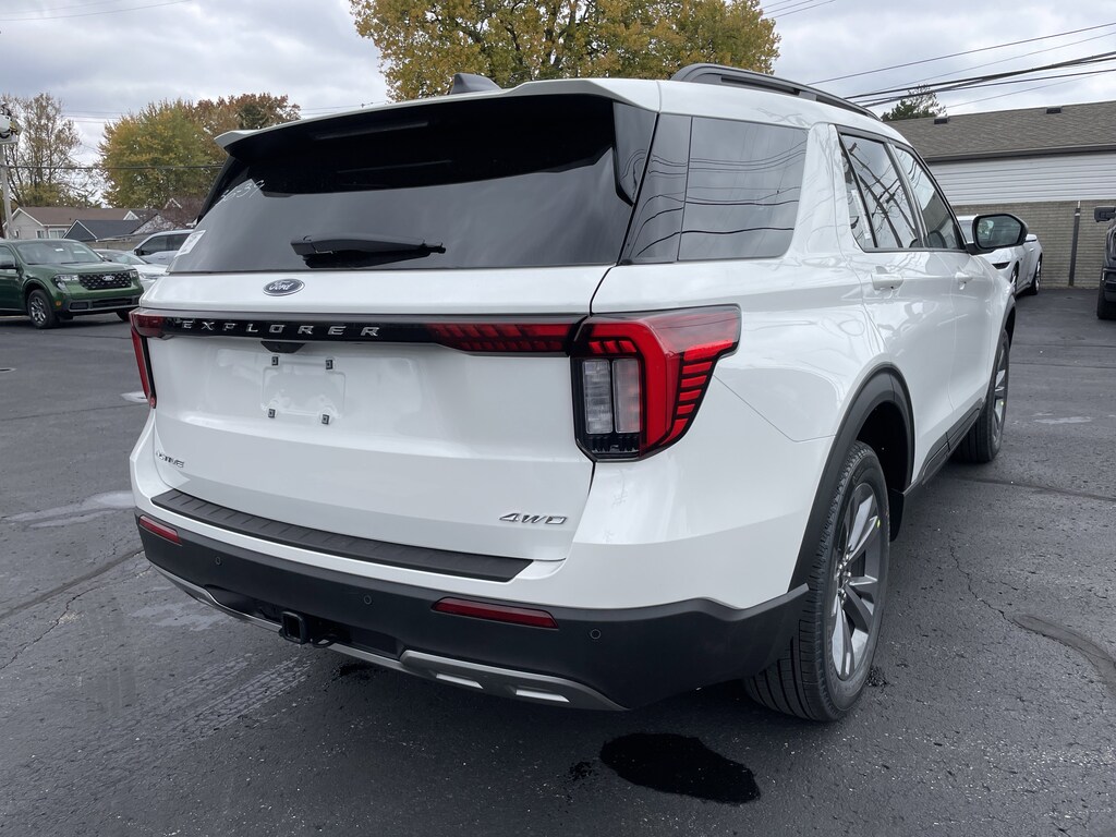 New 2026 Ford Explorer Active SUV