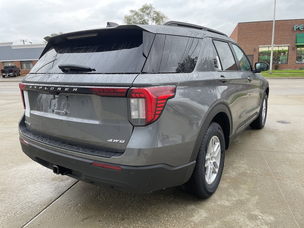 New 2026 Ford Explorer Active SUV