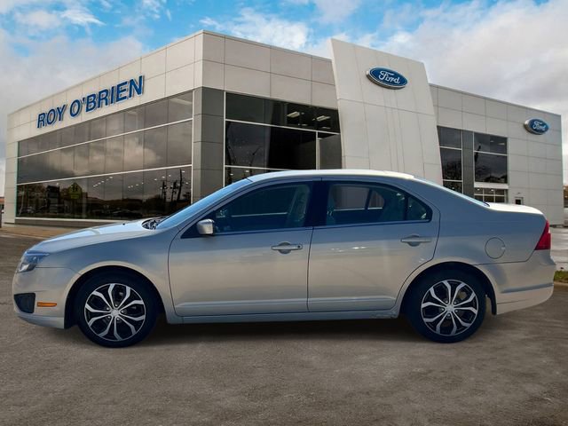 Used 2010 Ford Fusion SE with VIN 3FAHP0HA9AR393340 for sale in St. Clair Shores, MI