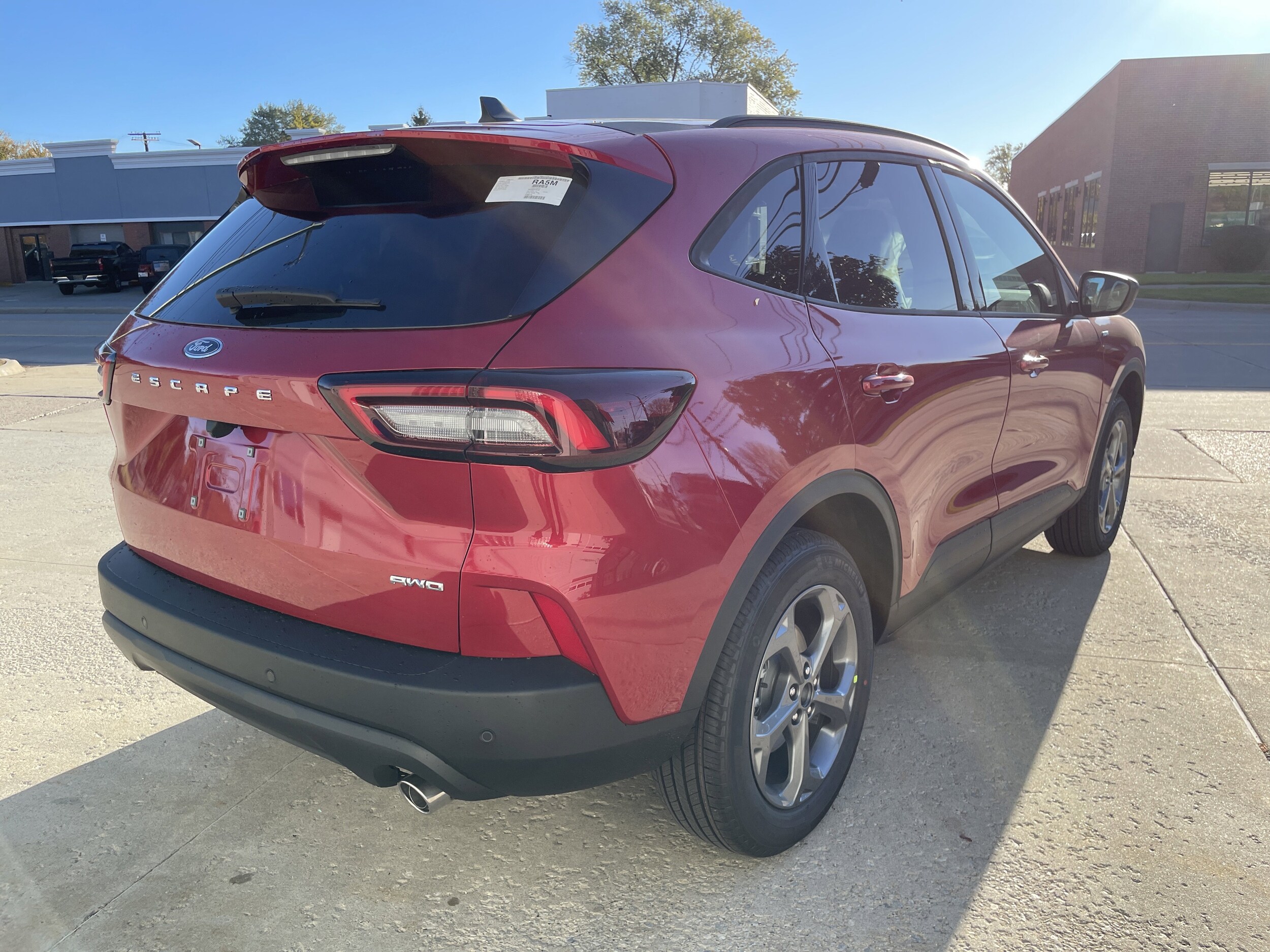 2026 Ford Escape ST-Line photo 4