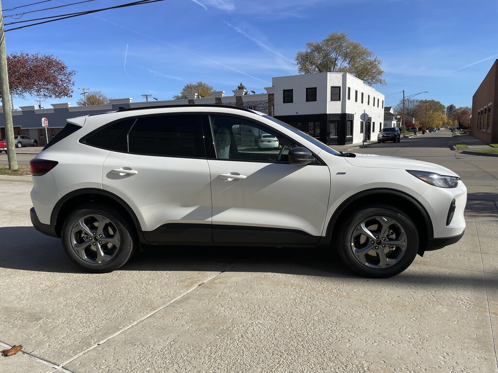 New 2026 Ford Escape ST-Line SUV