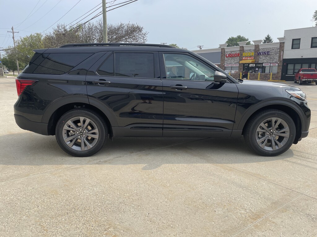 New 2026 Ford Explorer Active SUV