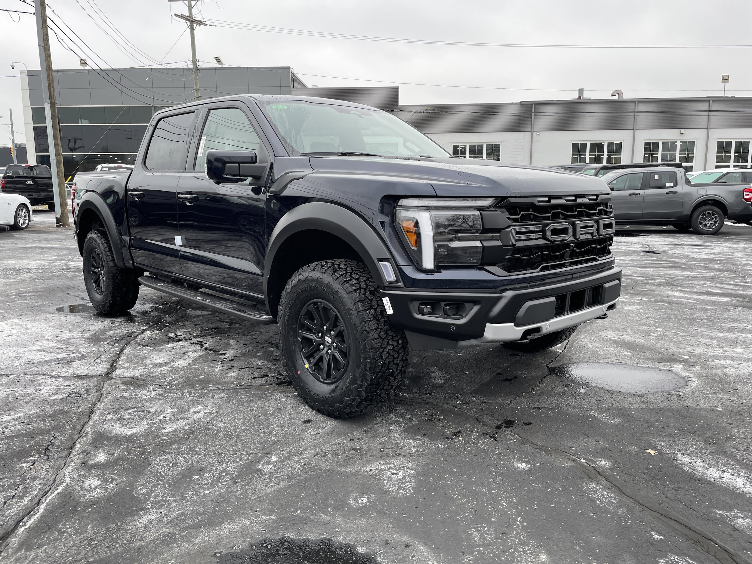 2025 Ford F-150 Raptor's photo