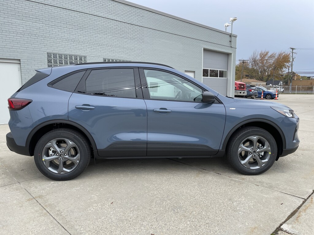 New 2026 Ford Escape ST-Line SUV