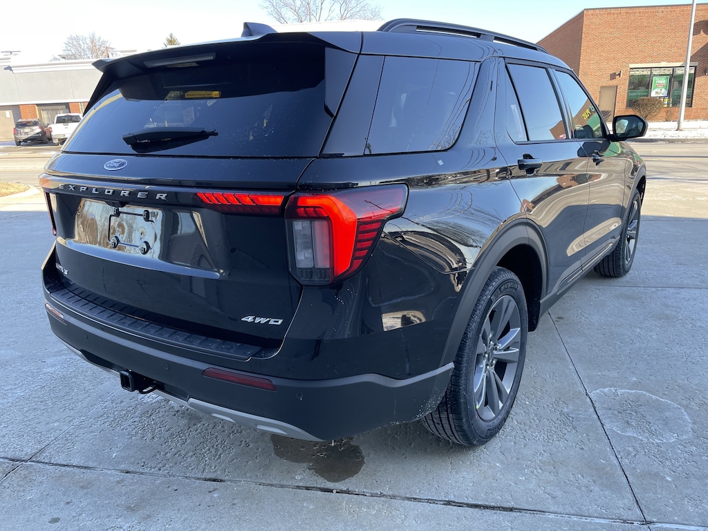 New 2026 Ford Explorer Active SUV