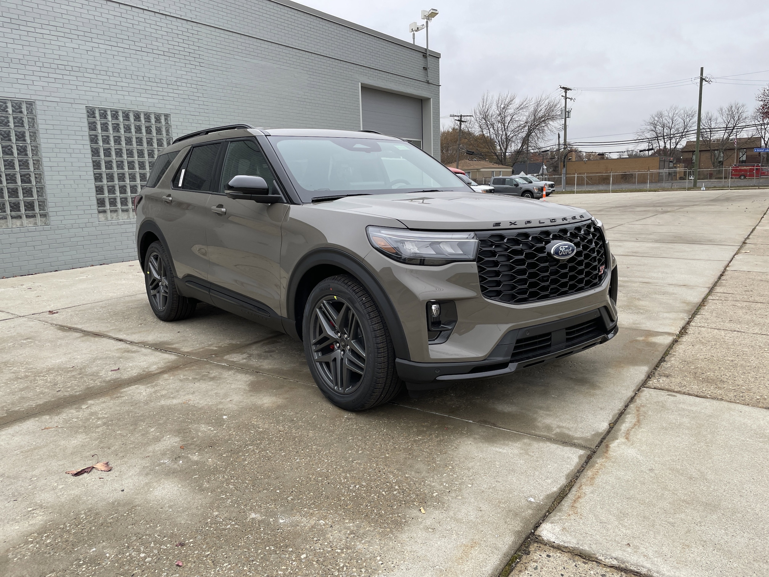 2026 Ford Explorer ST's photo