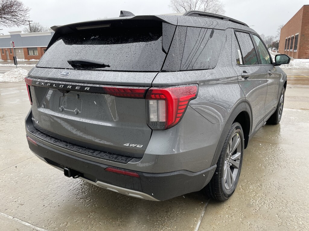 New 2026 Ford Explorer Active SUV