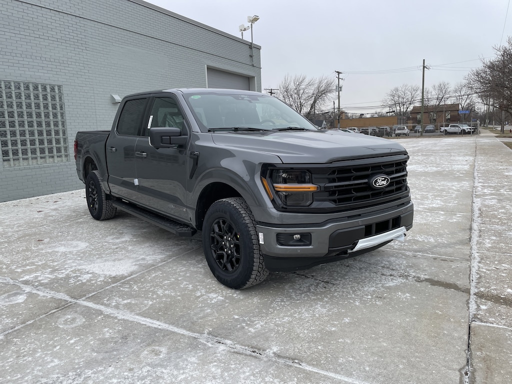 New 2025 Ford F-150 XLT TRUCK