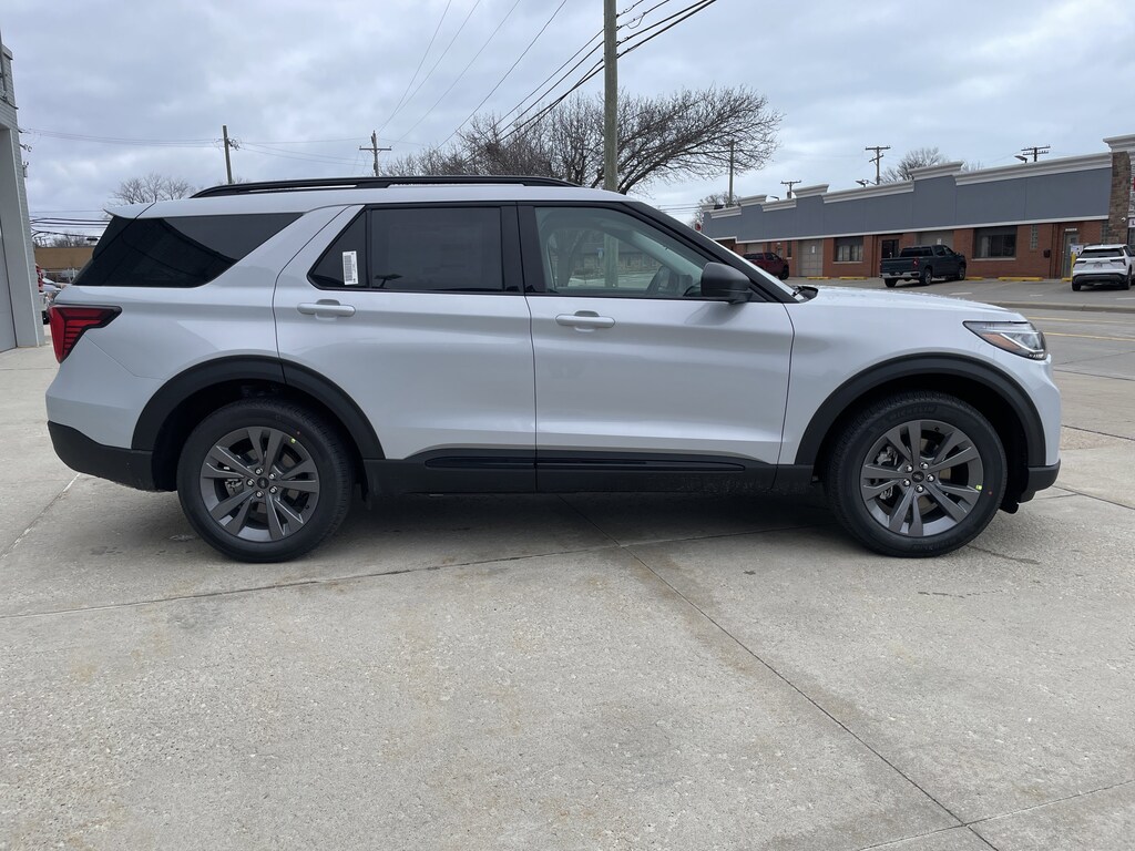 New 2026 Ford Explorer Active SUV