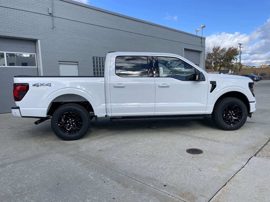 New 2025 Ford F-150 XLT TRUCK