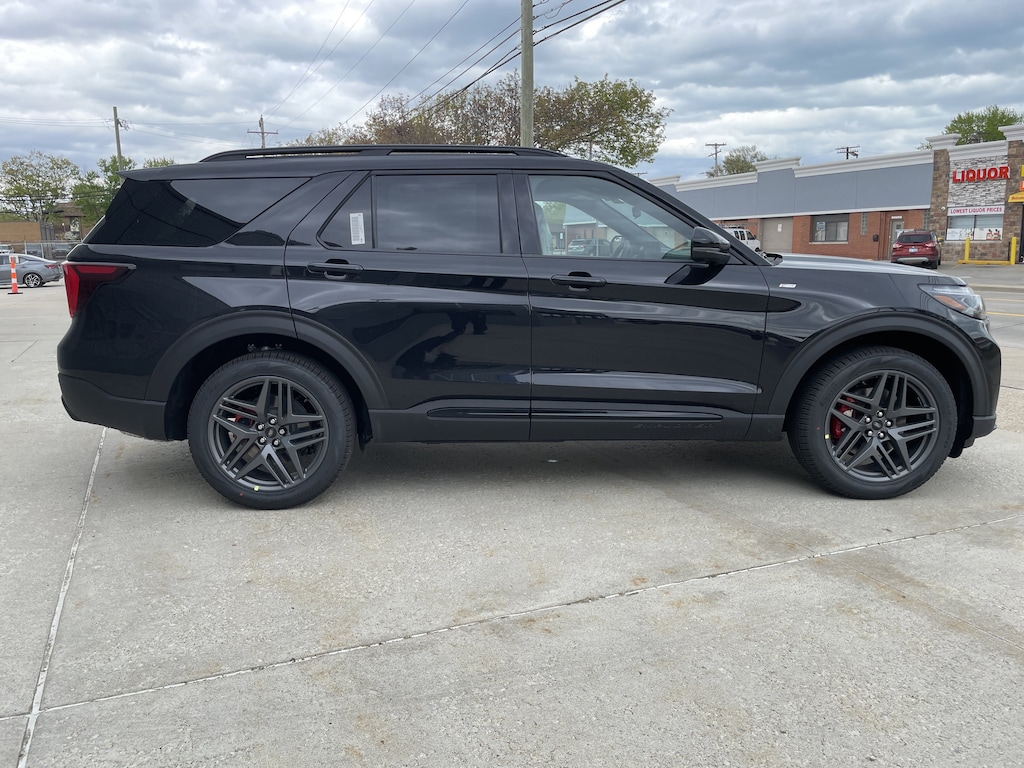 New 2026 Ford Explorer ST-Line SUV