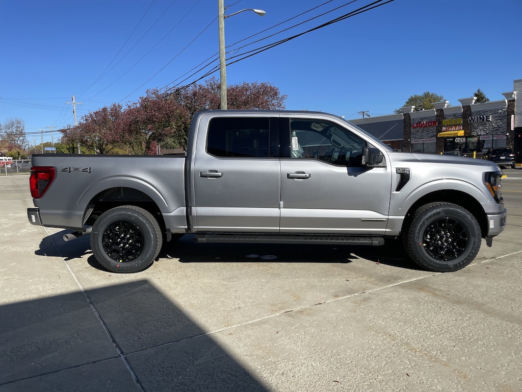 New 2025 Ford F-150 XLT TRUCK