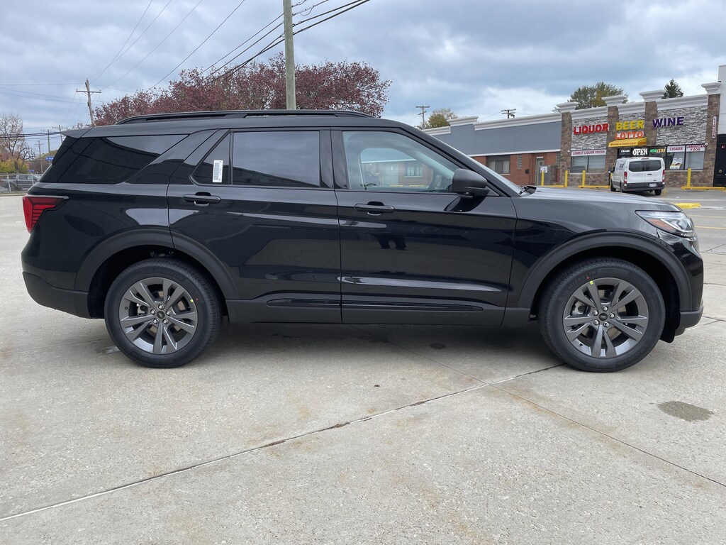 New 2026 Ford Explorer Active SUV